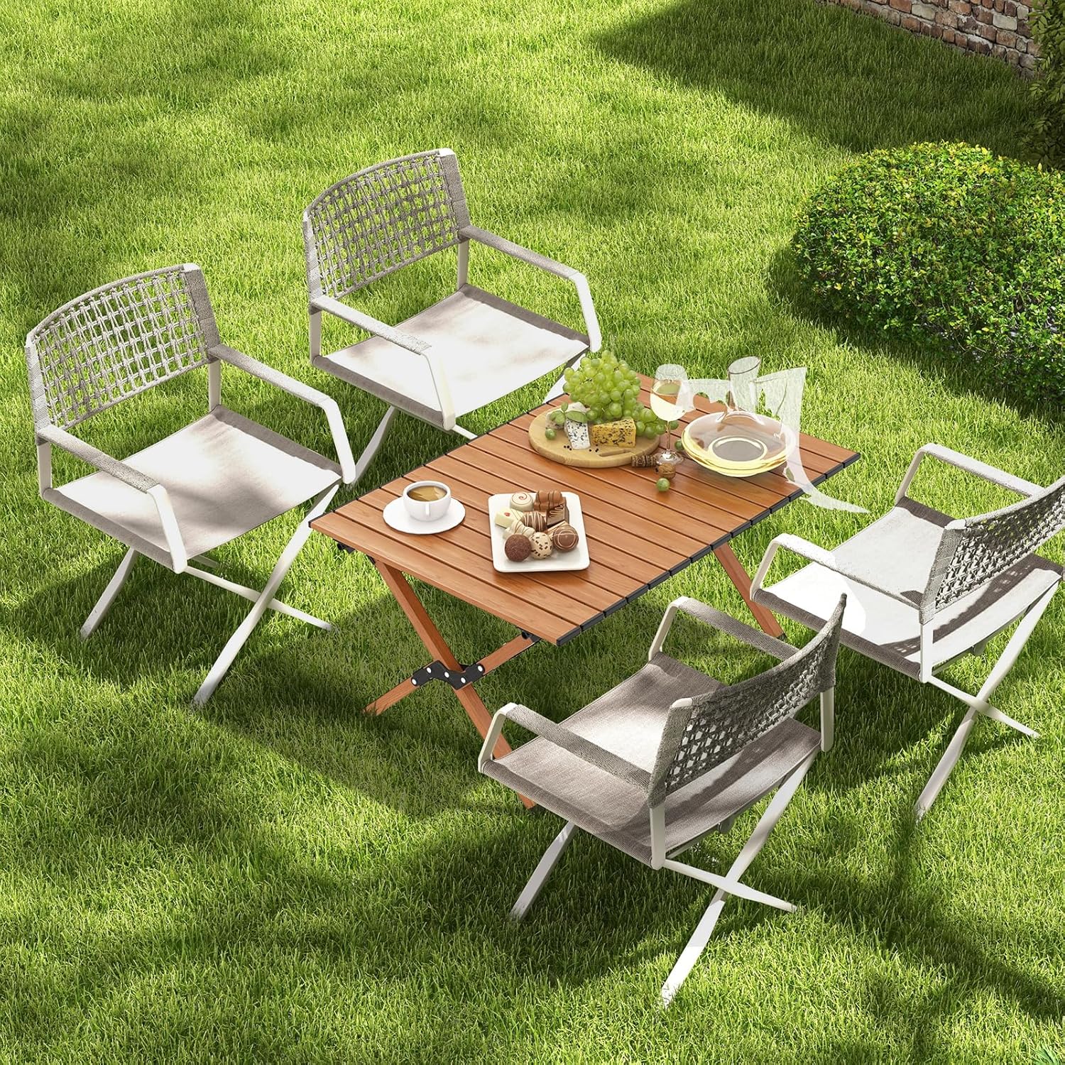 Masa pliabila de camping si drumetii, Zola, 120 x 59 x 45 cm, portabila, cadru din otel, greutate suportata 50 kg, picioare antiderapante, geanta de transport inclusa, maro Masa pliabila de camping si drumetii, Zola, 120 x 59 x 45 cm, portabila, cadru din otel, greutate suportata 50 kg, picioare antiderapante, geanta de transport inclusa, maro